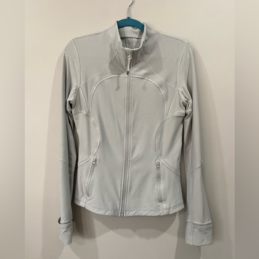 Lululemon size 10 grey running jacket